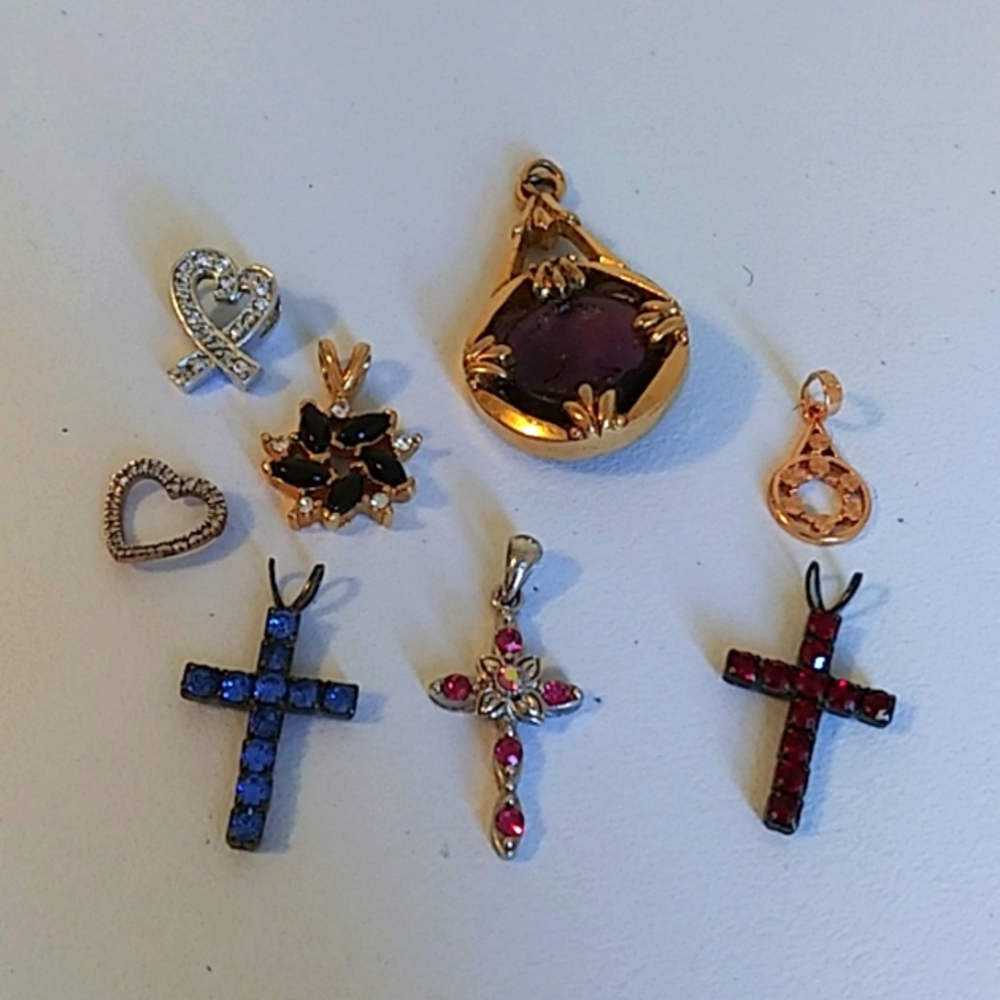 8 charms